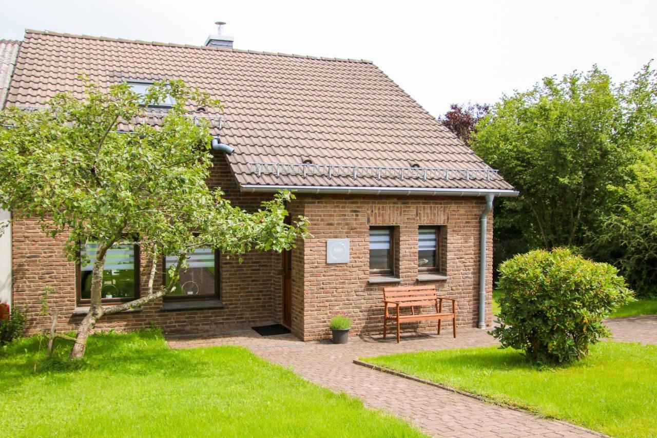 Ferienhaus Eifelnest Scheid  Extérieur photo